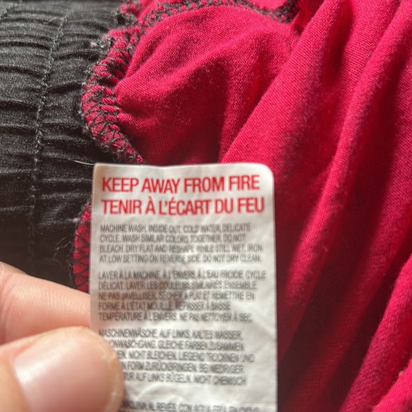 Worn once, soft/lightweight pj shorts are a blend of Viscose+Elastane by Deesse - Picture 11 of 11